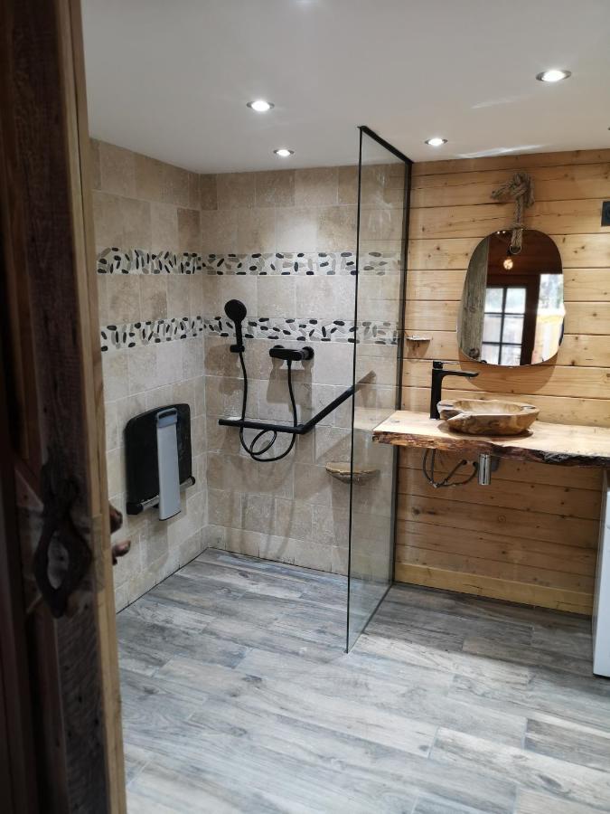 Sortilege Apartment Льомбеск Екстериор снимка