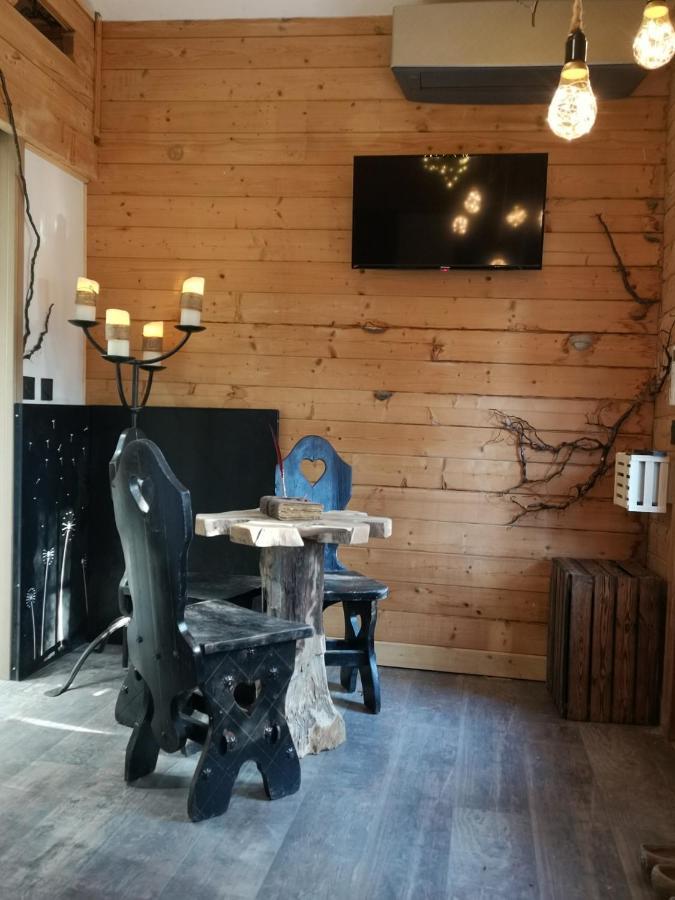 Sortilege Apartment Льомбеск Екстериор снимка